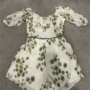 Abercrombie and Fitch white and green floral set